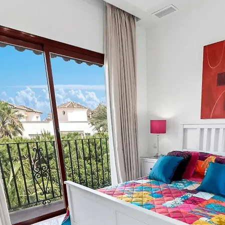 Elviria, Est Апартаменты *